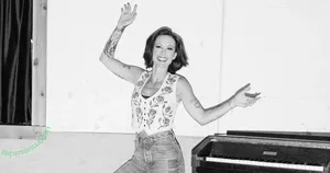 Amanda Shires / amandapearlshires nude photo #0073
