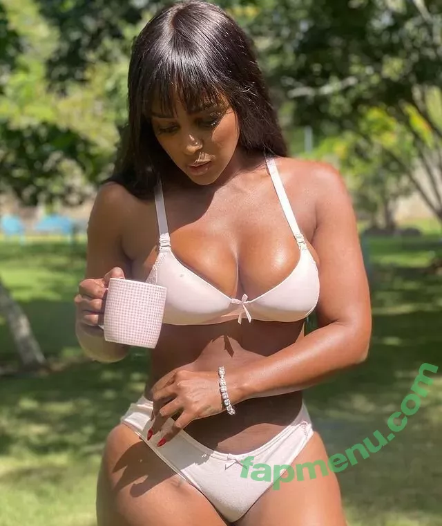 Amara La Negra nude photo #0026 (amaralanegraaln)