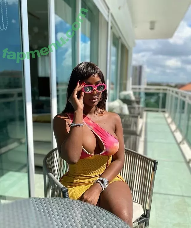 Amara La Negra nude photo #0039 (amaralanegraaln)