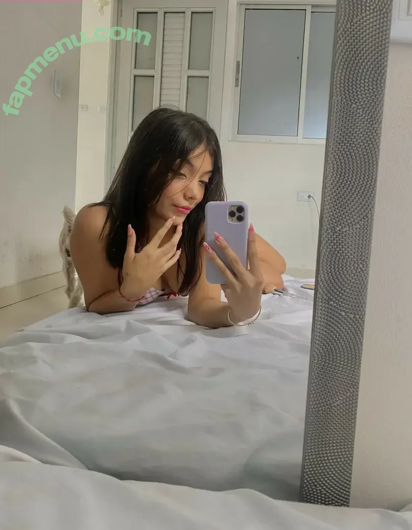 Amateur Streamers nude photo #0129 (radiatedfox)