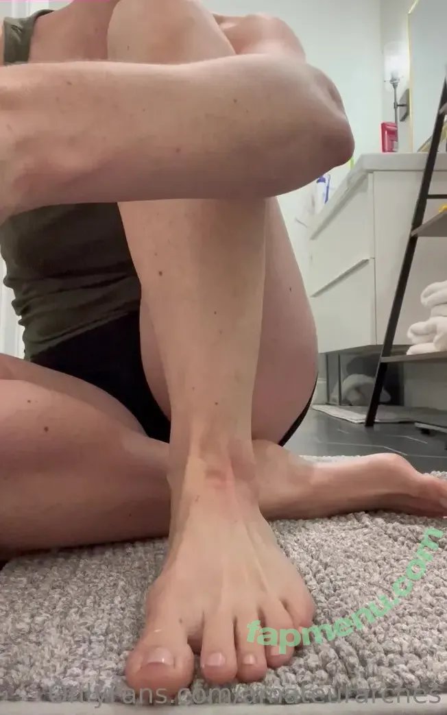 amateurarches nude photo #0002 (alisa.arches)