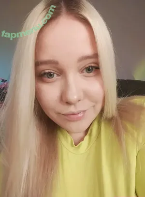  nude photo #0005