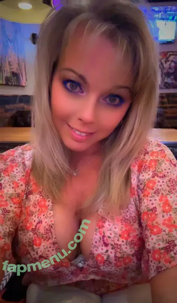 Amber Lynn Bach nude photo #0021 (amberbach_)