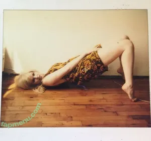 Amber Tamblyn / amberrosetamblyn nude photo #0001