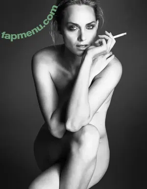 Amber Valletta / ambervalletta nude photo #0013