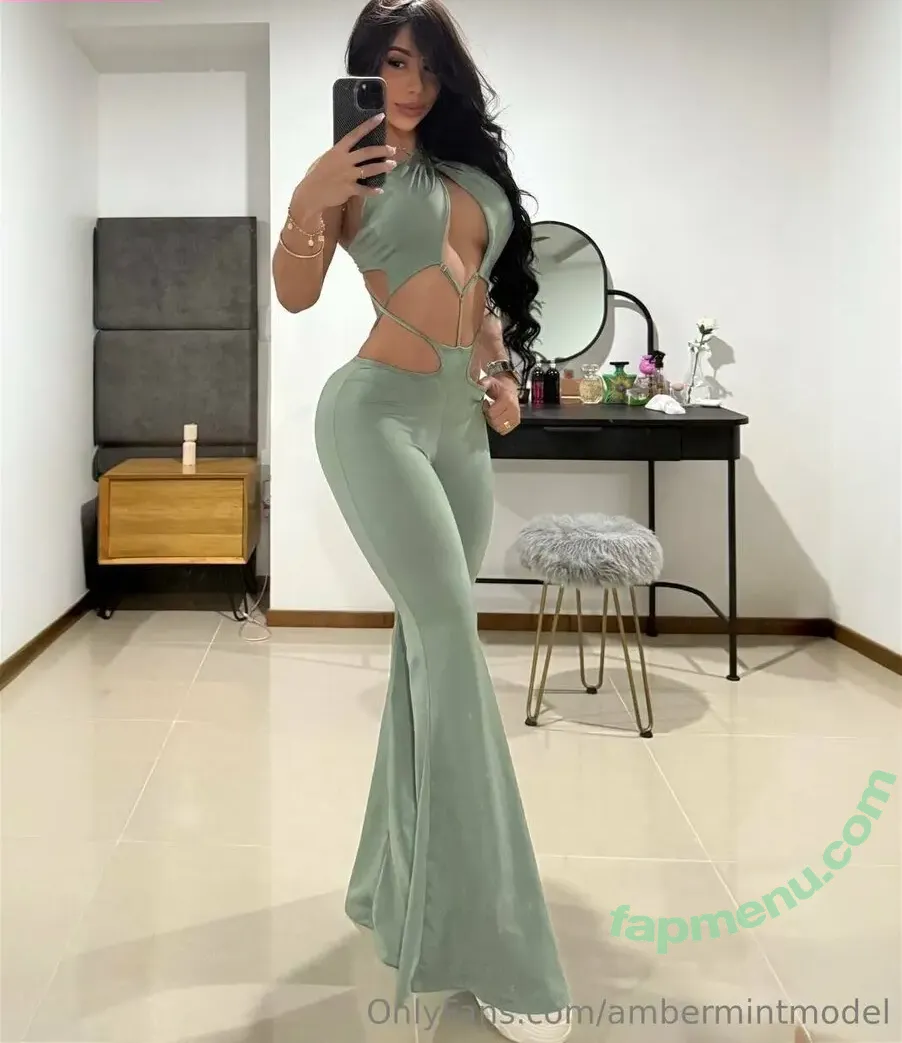 ambermintmodel nude photo #0013 (ambermint.ts)