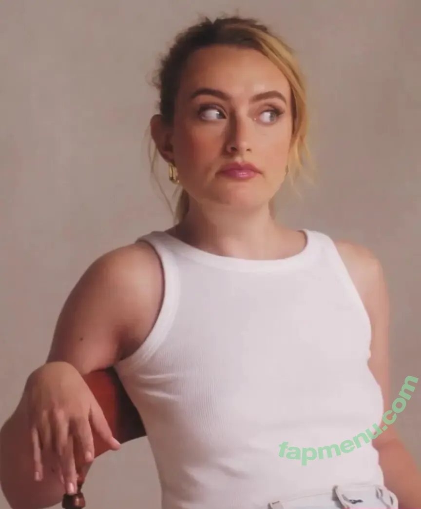 Amelia Dimoldenberg nude photo #0129 (ameliadimz / emilynudess)