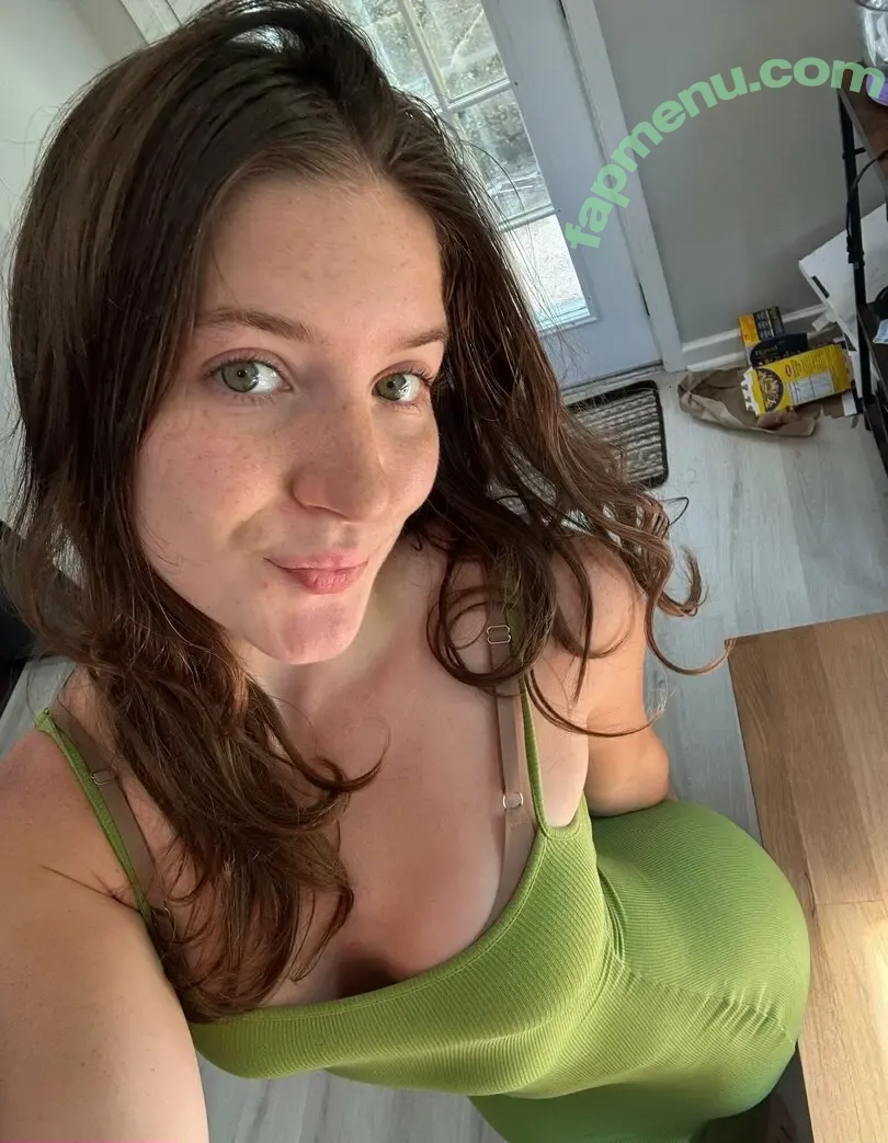 ameliabfit nude photo #0026 (ameliab.fit)