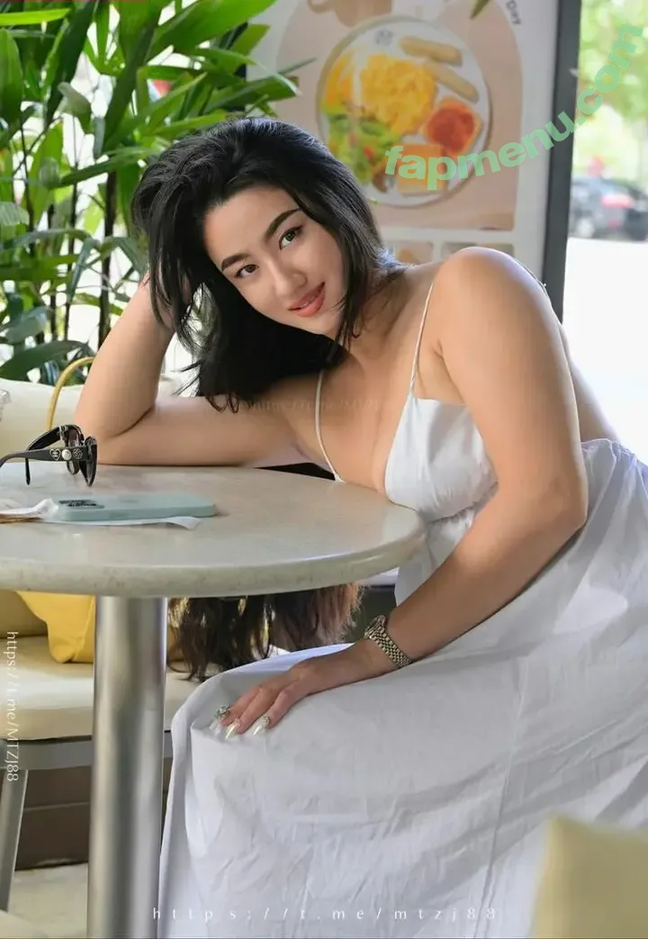 Amelie Qin nude photo #0017 (amelie.qin)