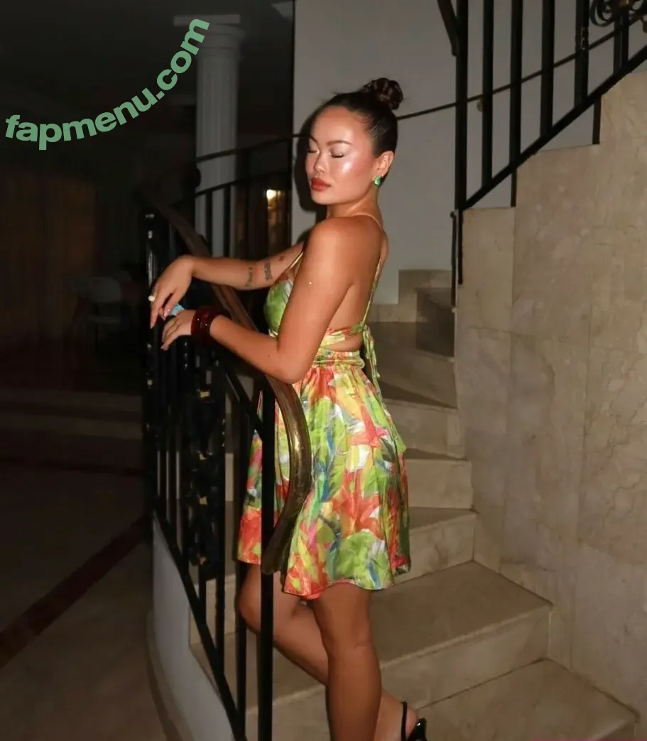 Ameliecara01 nude photo #0070 (Ameliecara01)