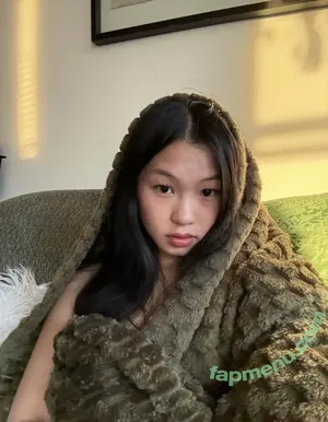 Amina Li / peachystrudel / realaminali nude photo #0043