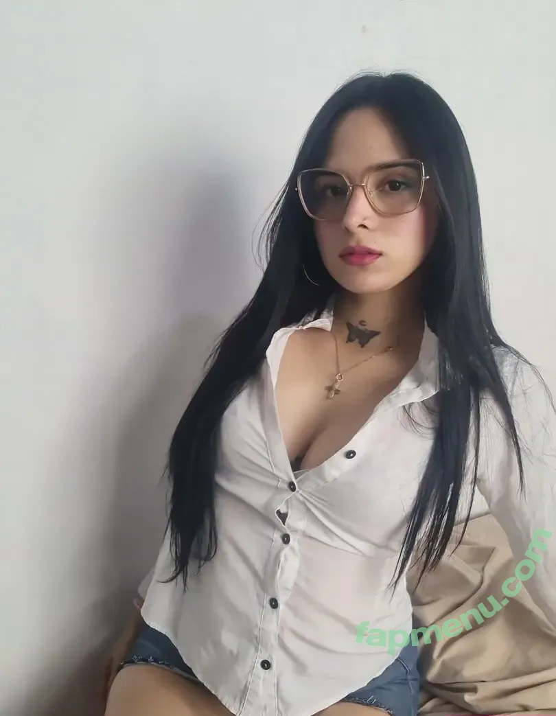amipeach_xx nude photo #0028 (amipeach_xx)
