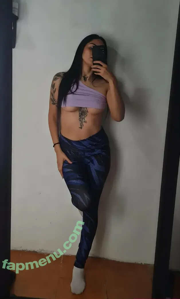 amipeach_xx nude photo #0033 (amipeach_xx)