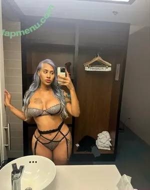  nude photo #0003