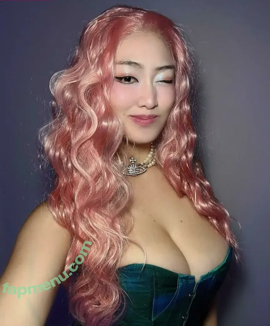 ammeerrss nude photo #0040 (waifuamerz)
