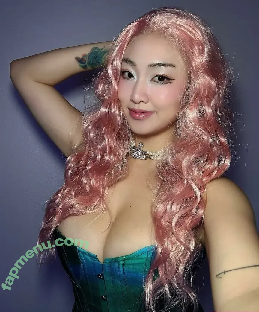 ammeerrss nude photo #0041 (waifuamerz)