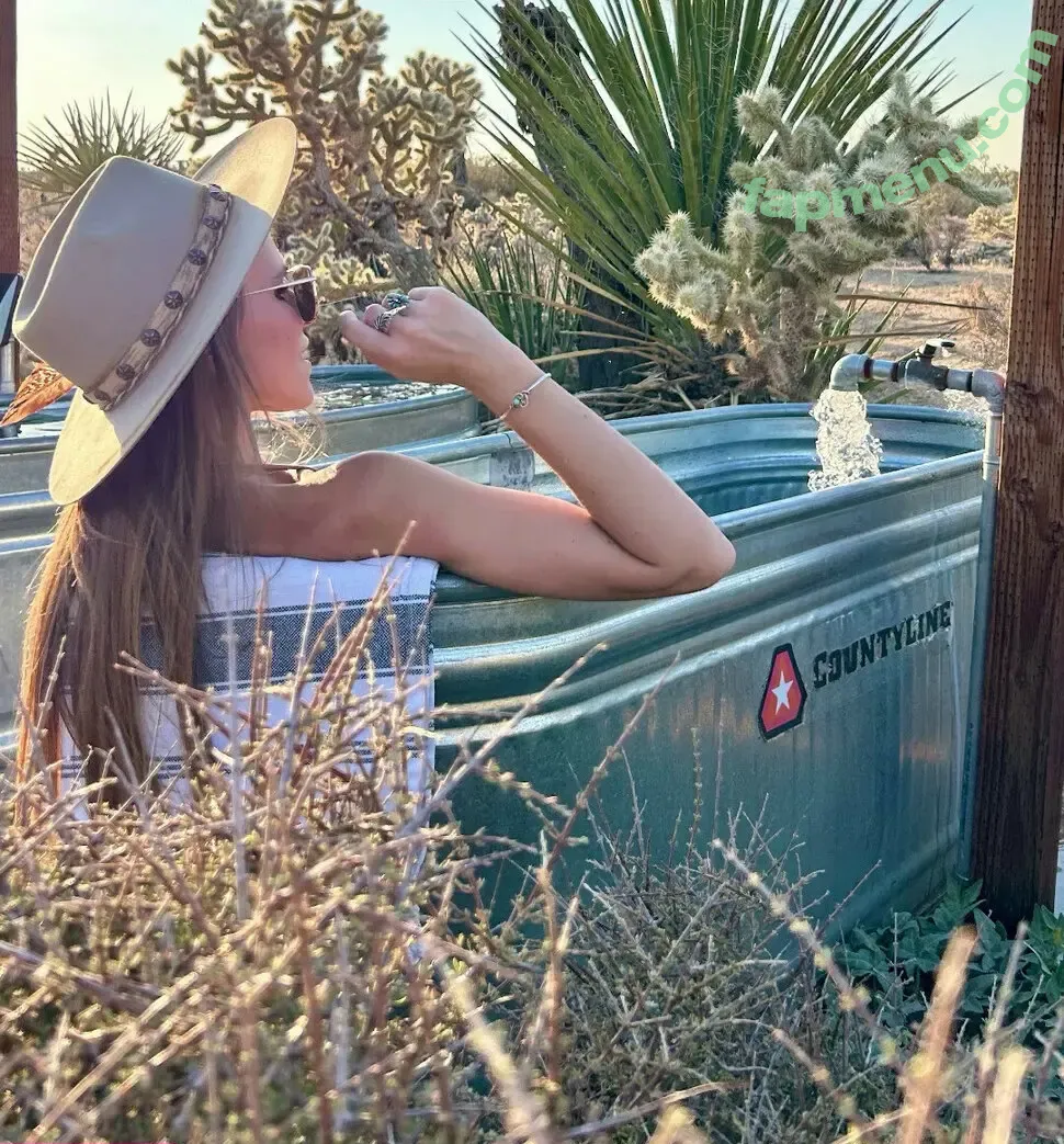 Amymarie Gaertner nude photo #0132 (amymarie)