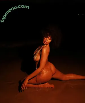 AmyMoretsele / Amy Moretsele / xx-alien nude photo #0026