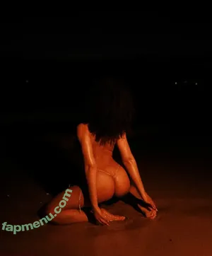 AmyMoretsele / Amy Moretsele / xx-alien nude photo #0030