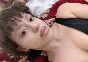 AmyMoretsele / Amy Moretsele / xx-alien nude photo #0048