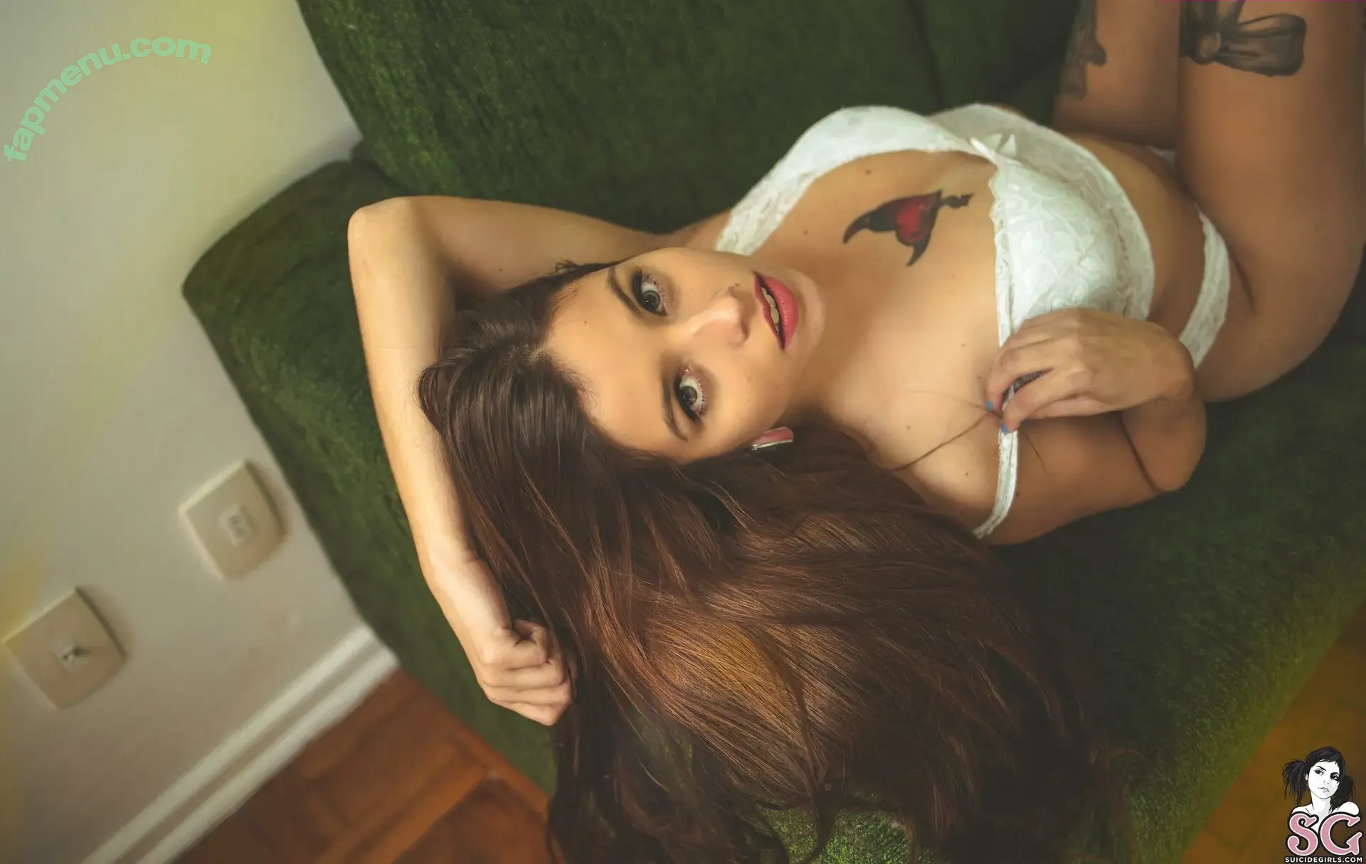 amyplacco nude photo #0405 (amyplacco)