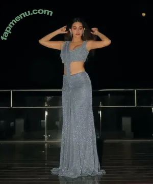 Amyra Dastur / amyradastur nude photo #0015