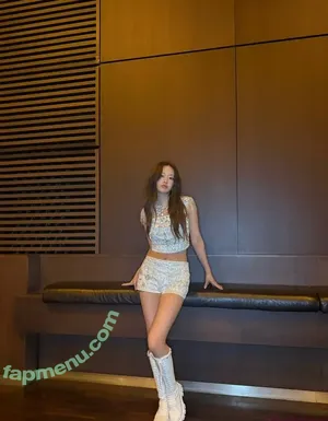 An Yujin 안유진 | / An IVE / _yujin_an nude photo #0071