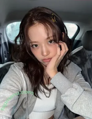 An Yujin 안유진 | / An IVE / _yujin_an nude photo #0085