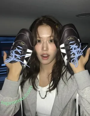 An Yujin 안유진 | / An IVE / _yujin_an nude photo #0087