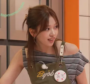 An Yujin 안유진 | / An IVE / _yujin_an nude photo #0124