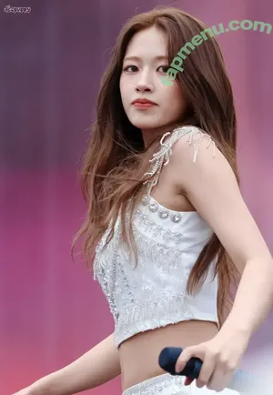 An Yujin 안유진 | / An IVE / _yujin_an nude photo #0127