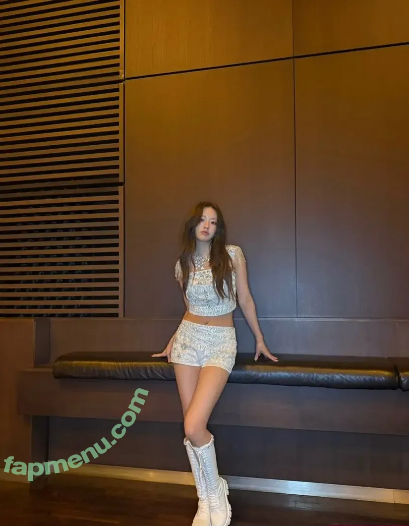 An Yujin 안유진 | nude photo #0071 (An IVE / _yujin_an)