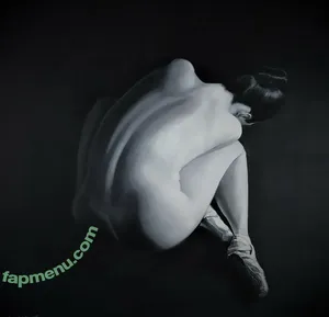  nude photo #0007