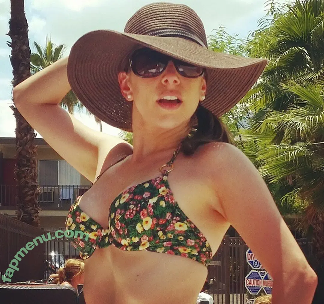 Ana Kasparian nude photo #0003 (anakasparianofficial)