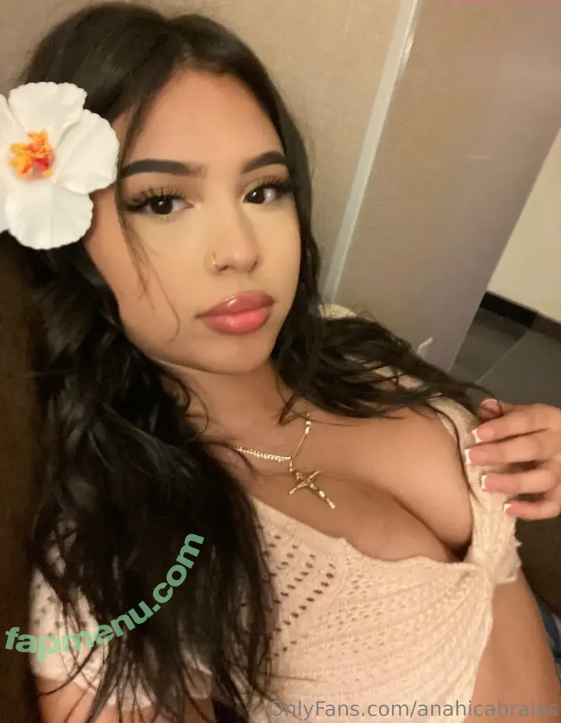 anahicabrales nude photo #0041 (weluvanahii)