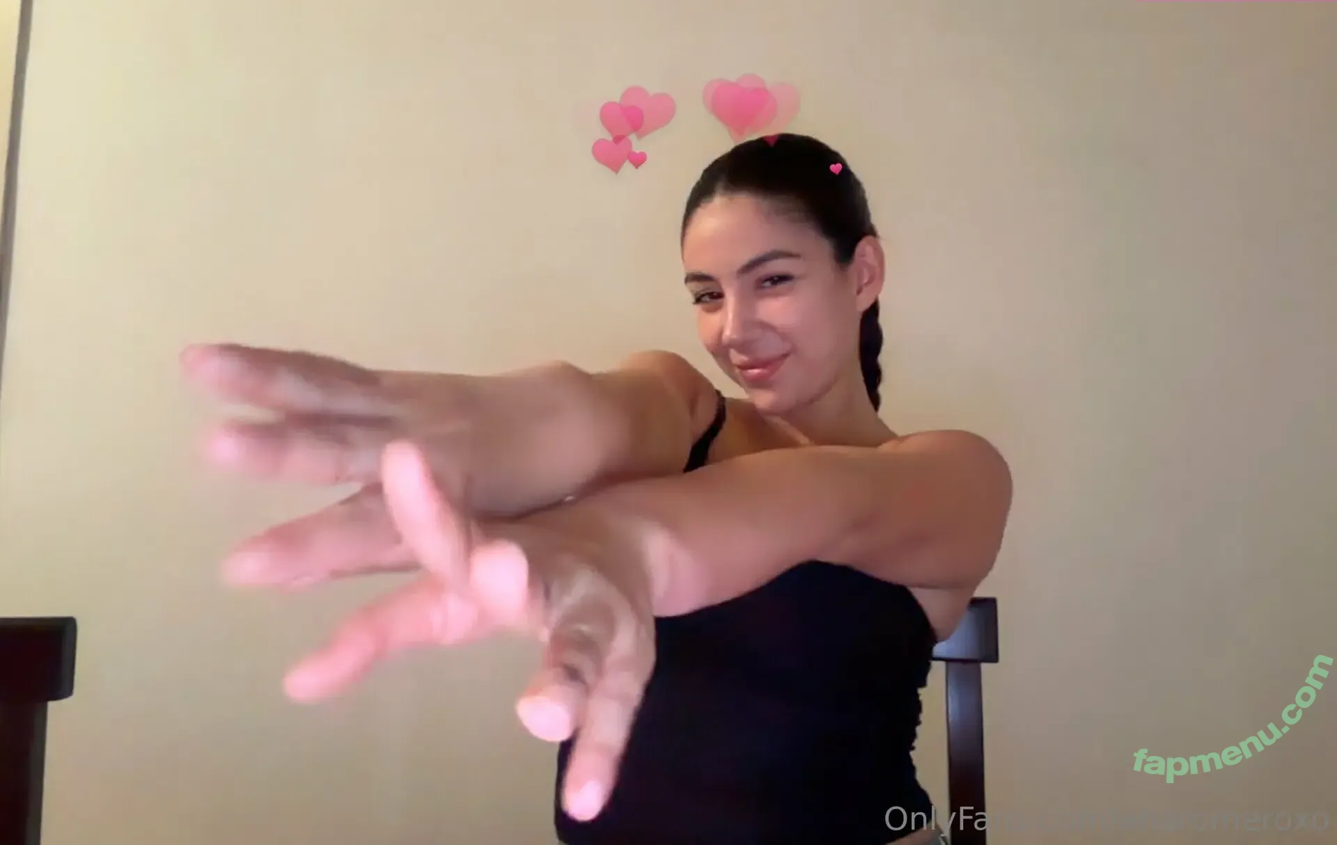 anaromeroxo nude photo #0030 (anaromeroxo)
