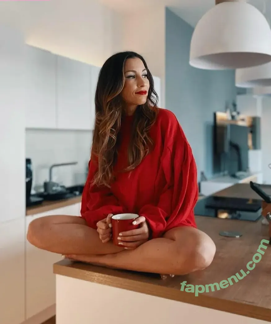 Anastasija Lukic nude photo #0007 (anaxstasija)