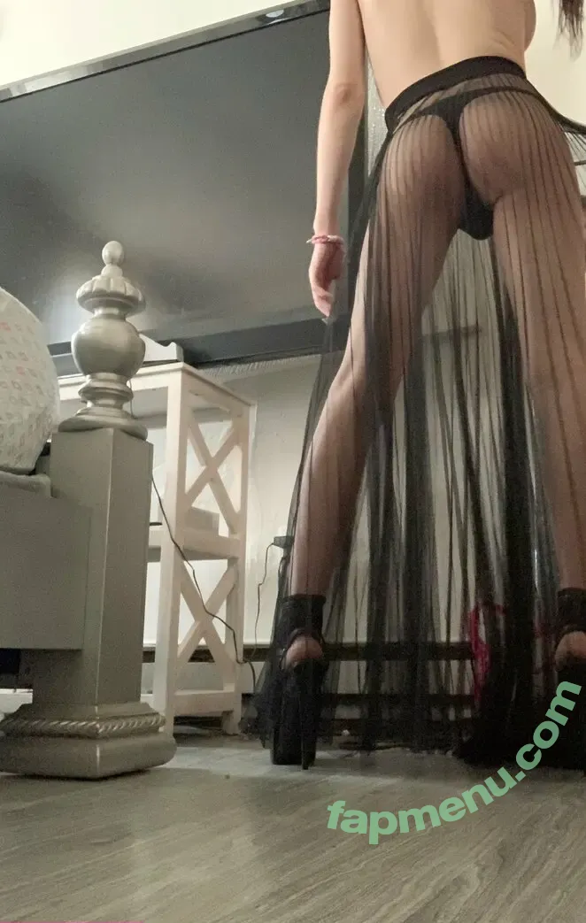 Andrea Bella nude photo #0008 (deliciouslyfoxy / foxxxii / imfoxxxii / itsfoxxxii / missandreabella)