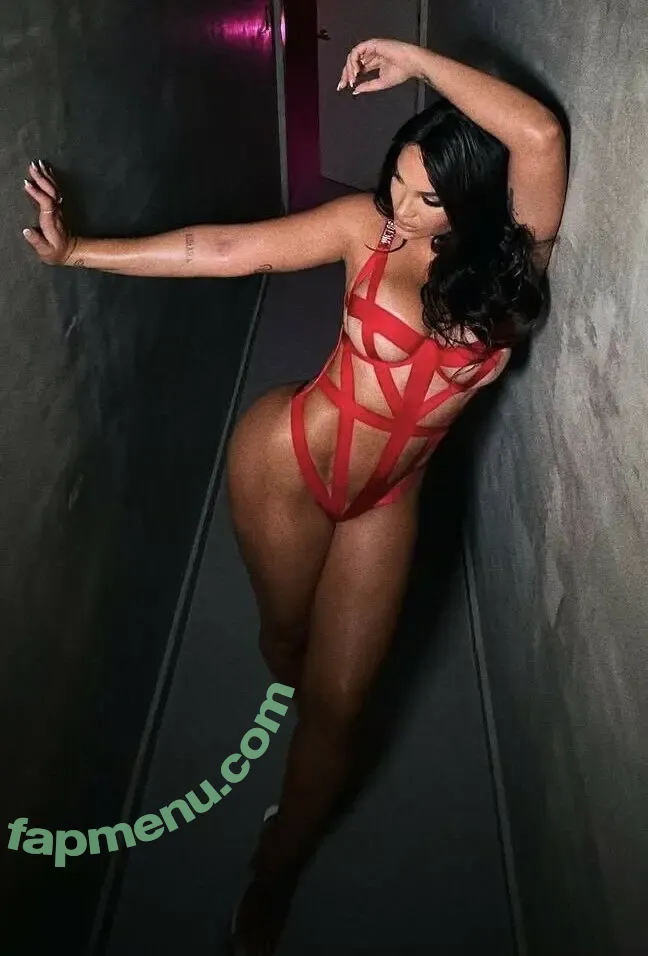 Andrea Valdiri nude photo #0035 (andreavaldirisos)