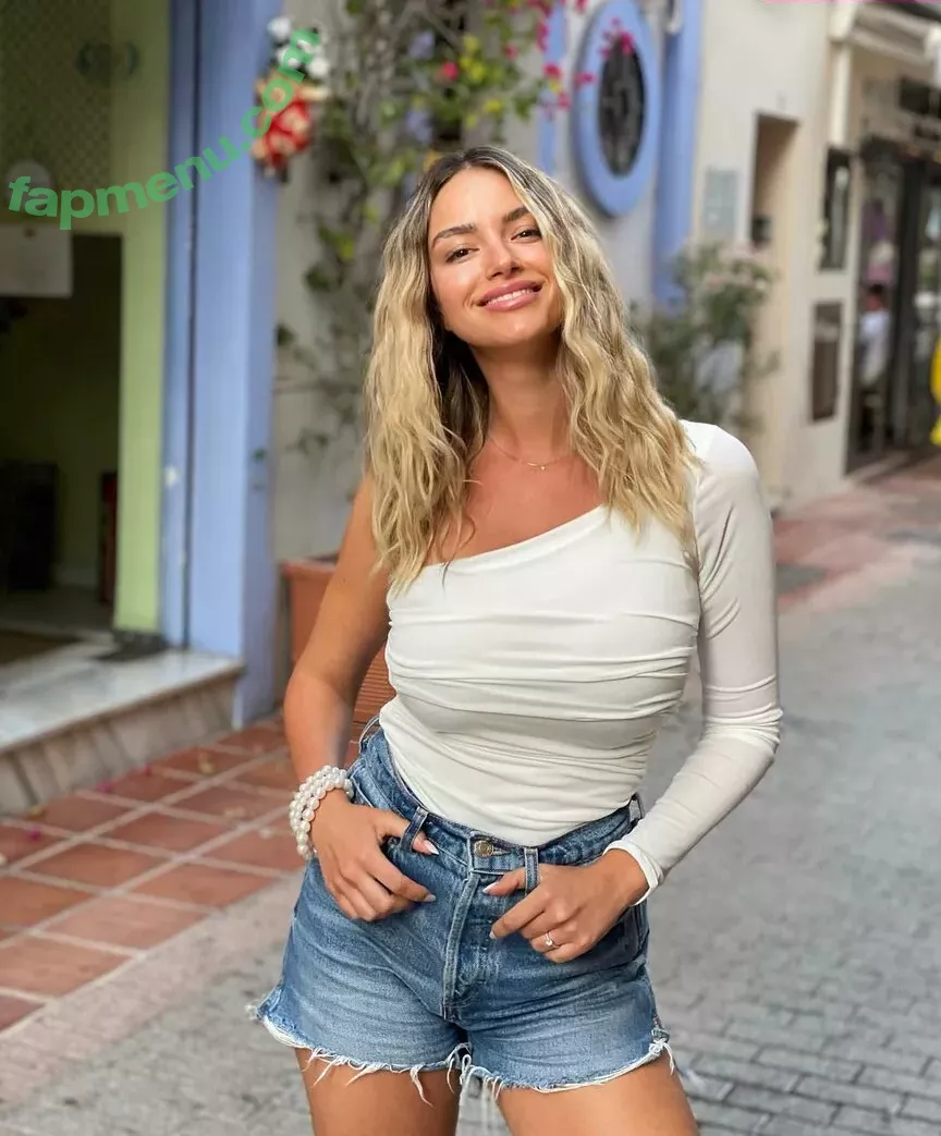 Andreea Ungur nude photo #0060 (andreearungur)