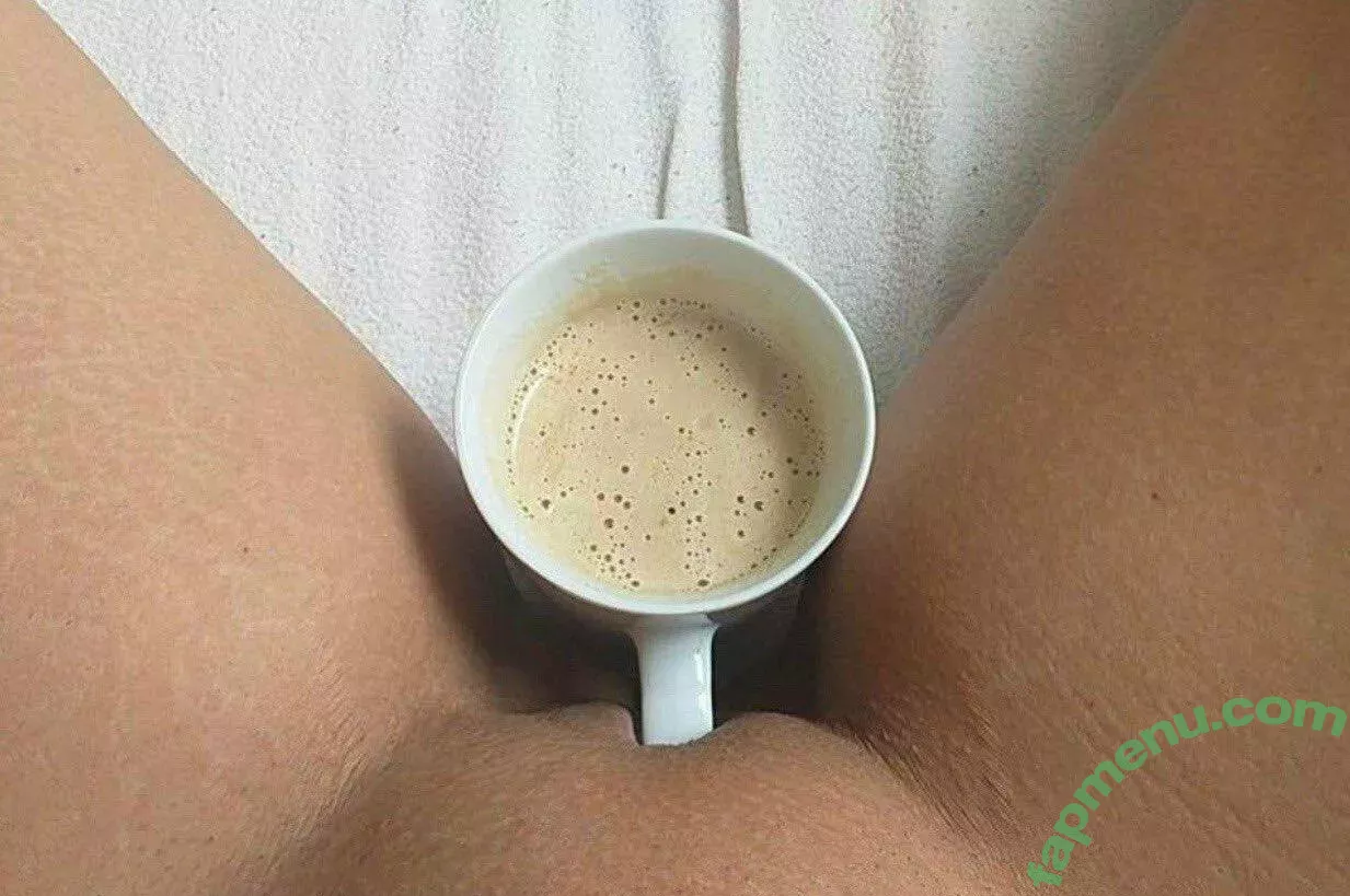 aneshereforu nude photo #0001 (aneshereforu)