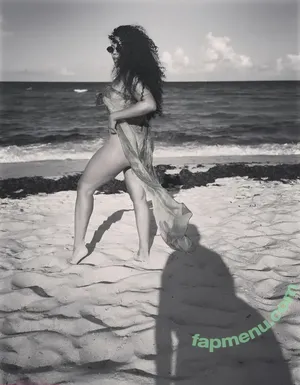 Angela Simmons / angelasimmons nude photo #0471