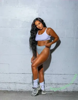 Angela Simmons / angelasimmons nude photo #0503