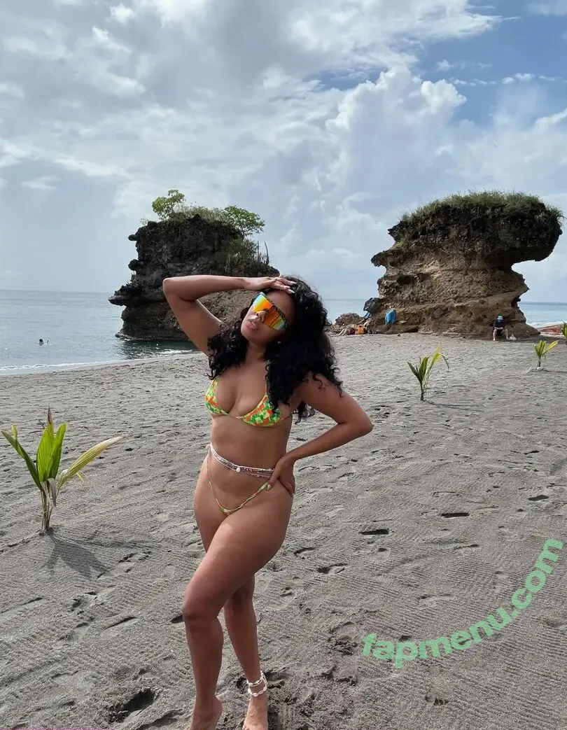 Angela Simmons nude photo #0483 (angelasimmons)