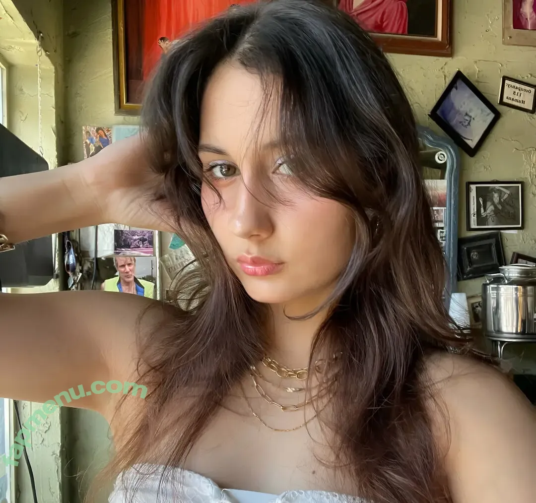 Angelic Roxy nude photo #0001 ( / am.angelroxy / angelic.roxy / rox)
