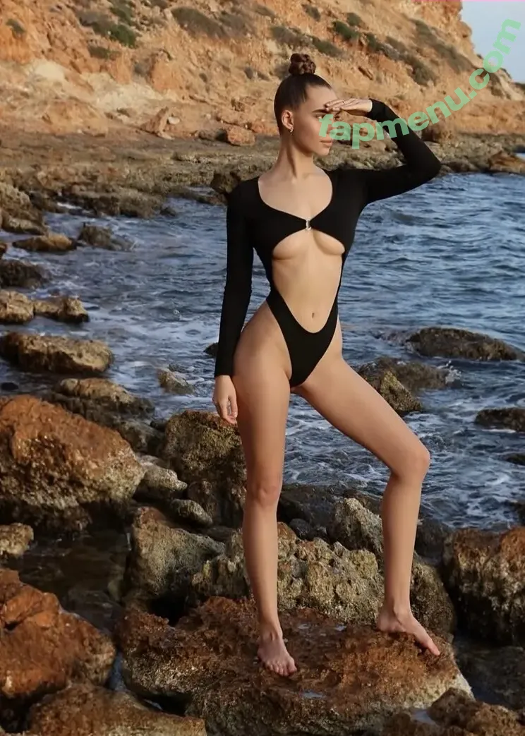 angelicasoko nude photo #0052 (angelicasoko)