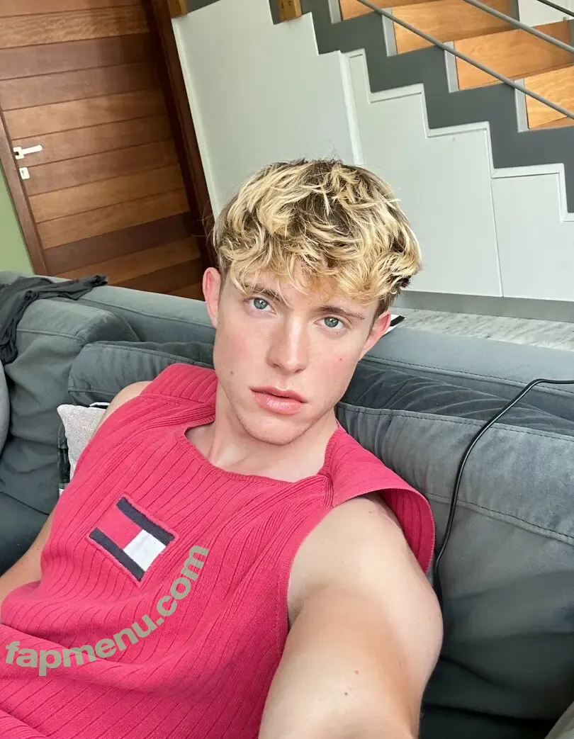 angelicboy nude photo #0011 (therealangelicboy)