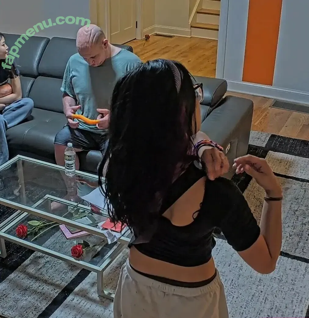 Angelina From Fishtank nude photo #0006 (sassyangelinabryan)