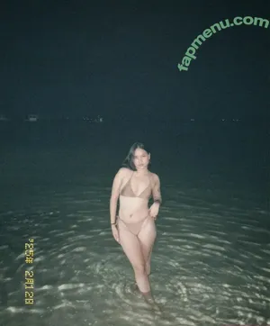Angelu Rosales / gellousy nude photo #0020