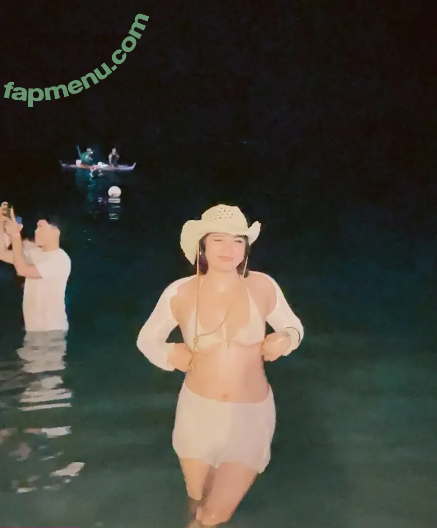 Angelu Rosales nude photo #0007 (gellousy)